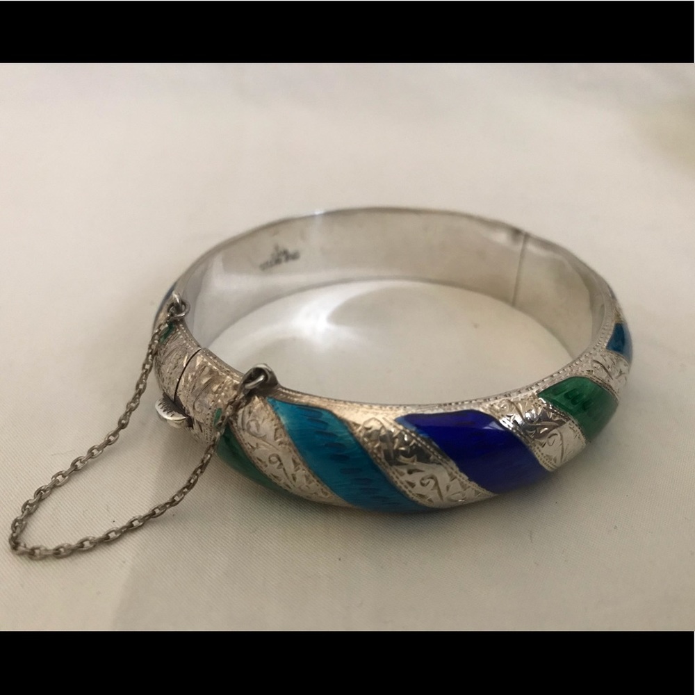 🌟 Vintage Siam bangle bracelet